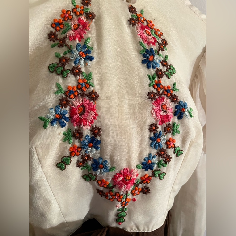 Vintage 70s prairie revival embroidered maxi dress, size XS-S range - Picture 12 of 16